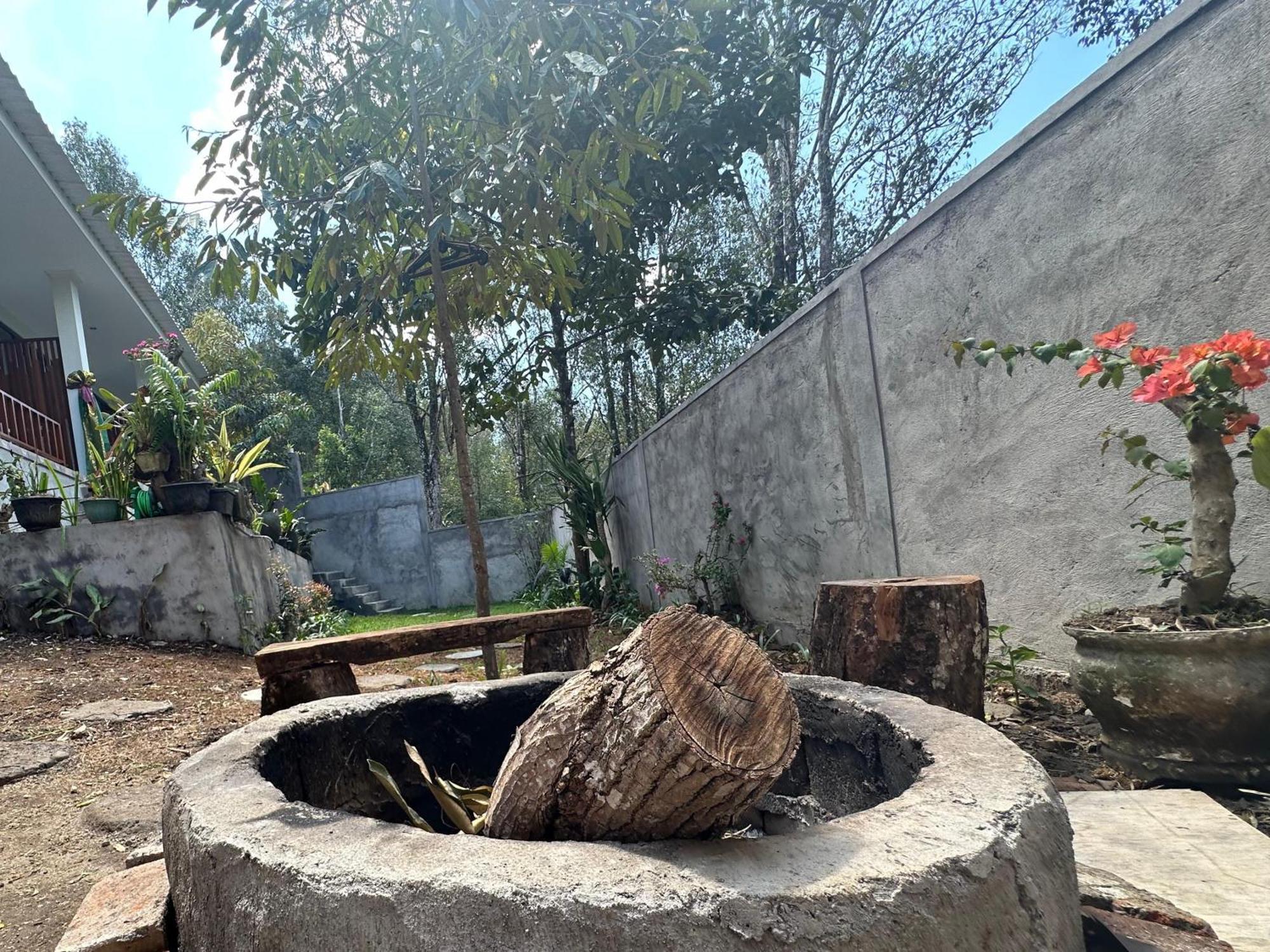 Umah Yugadi Bali Apartment Munduk Екстериор снимка