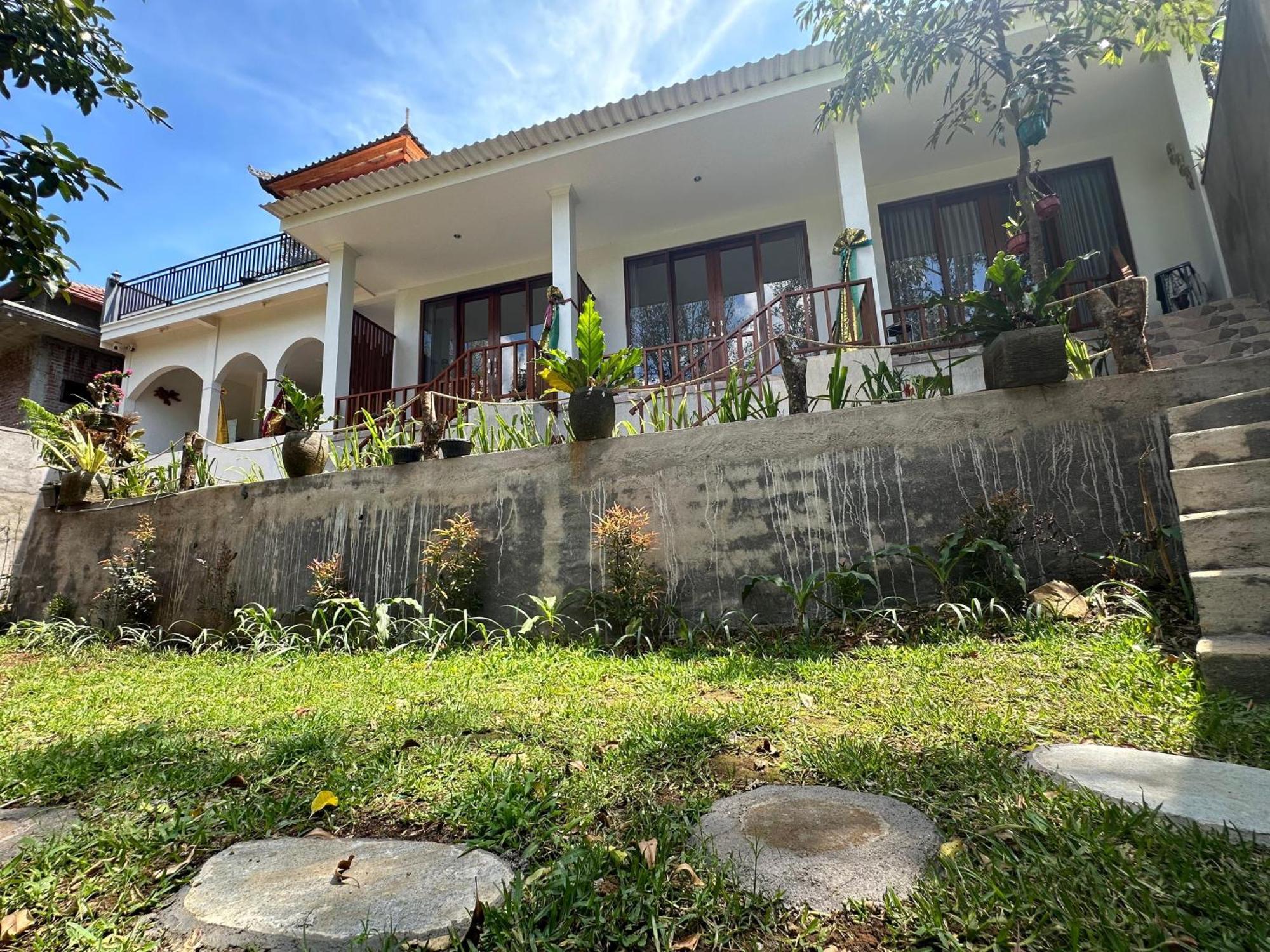 Umah Yugadi Bali Apartment Munduk Екстериор снимка