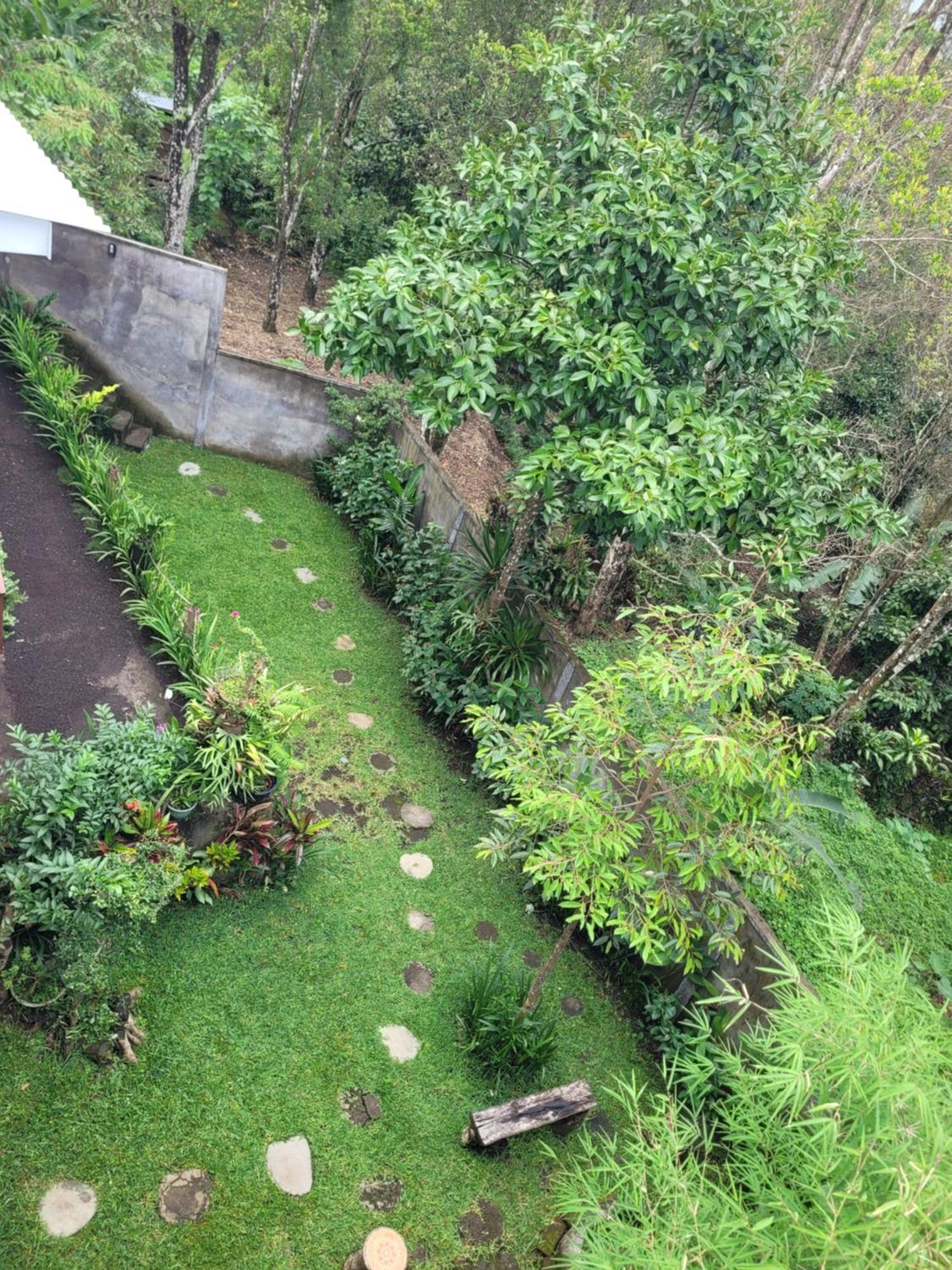 Umah Yugadi Bali Apartment Munduk Екстериор снимка